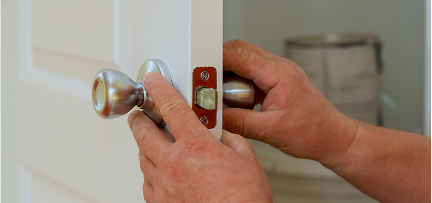 AAA Locksmiths For lock Replacement in Alhambra, California
